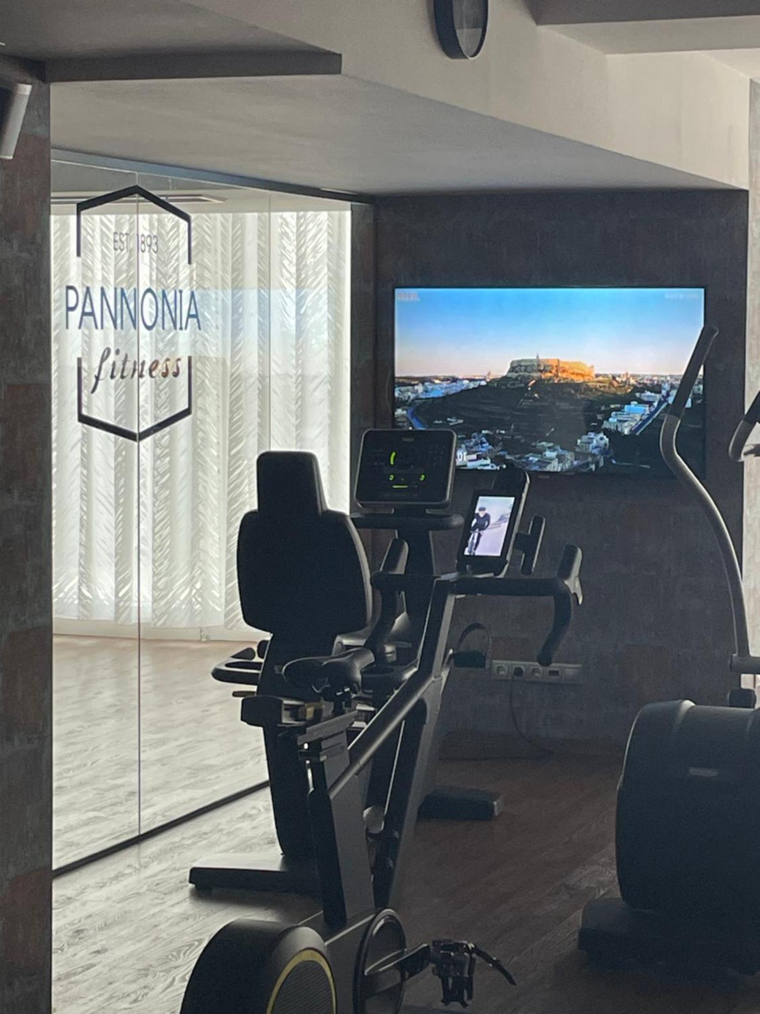 Pannonia 1893 Premium Hotell Sopron Exteriör bild